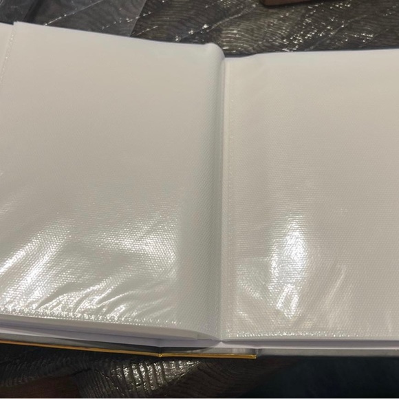 Twilight Bookish Box Print Album - Picture 2 of 2